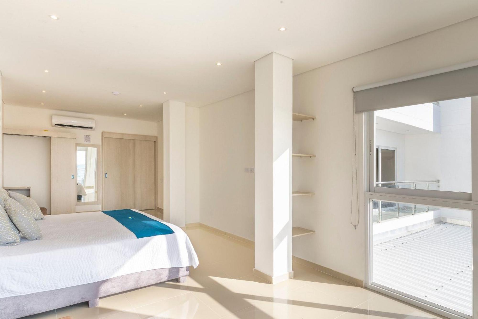 Amazing Beach House 13Br W/Pool & Staff Cartagena Exteriör bild