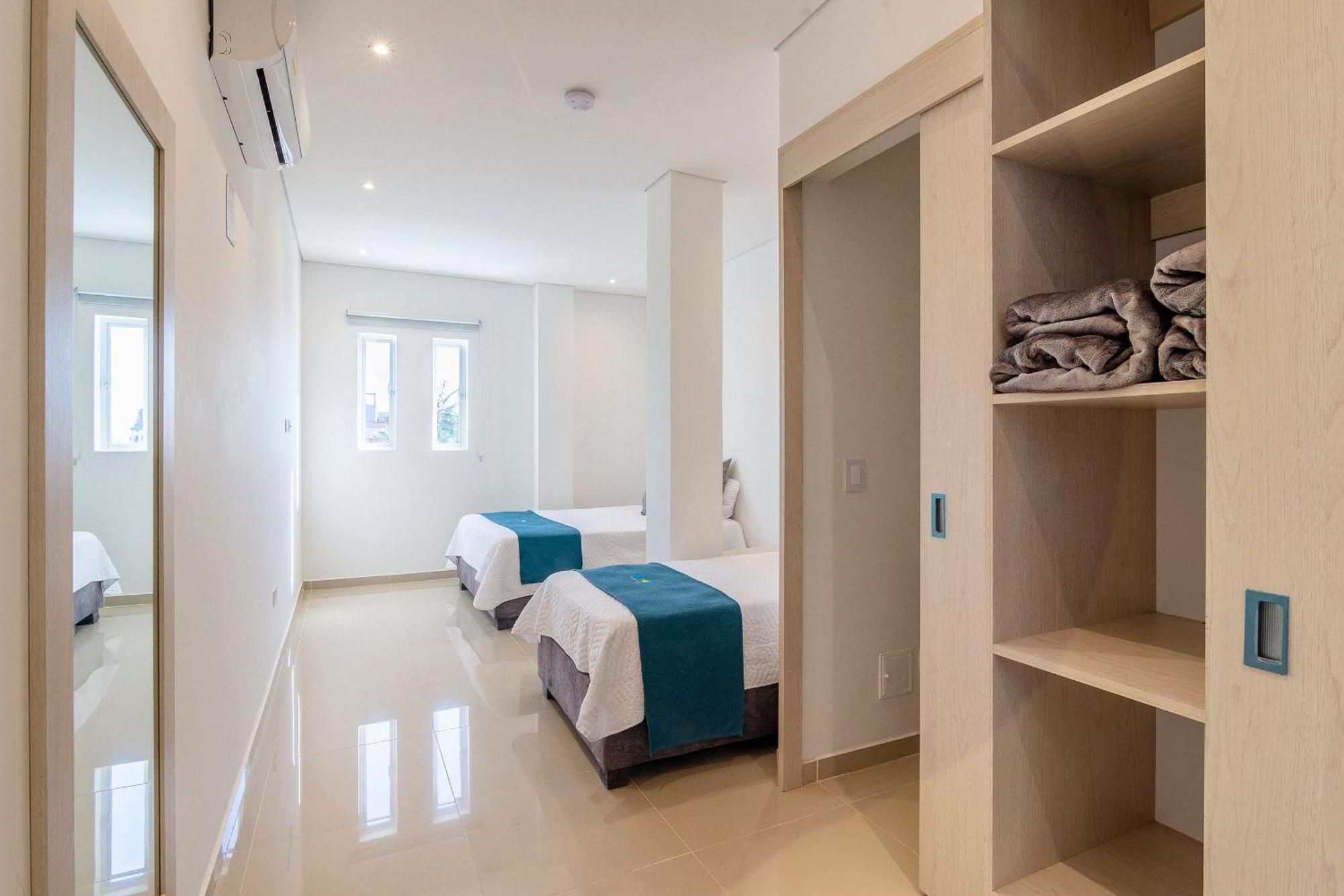 Amazing Beach House 13Br W/Pool & Staff Cartagena Exteriör bild