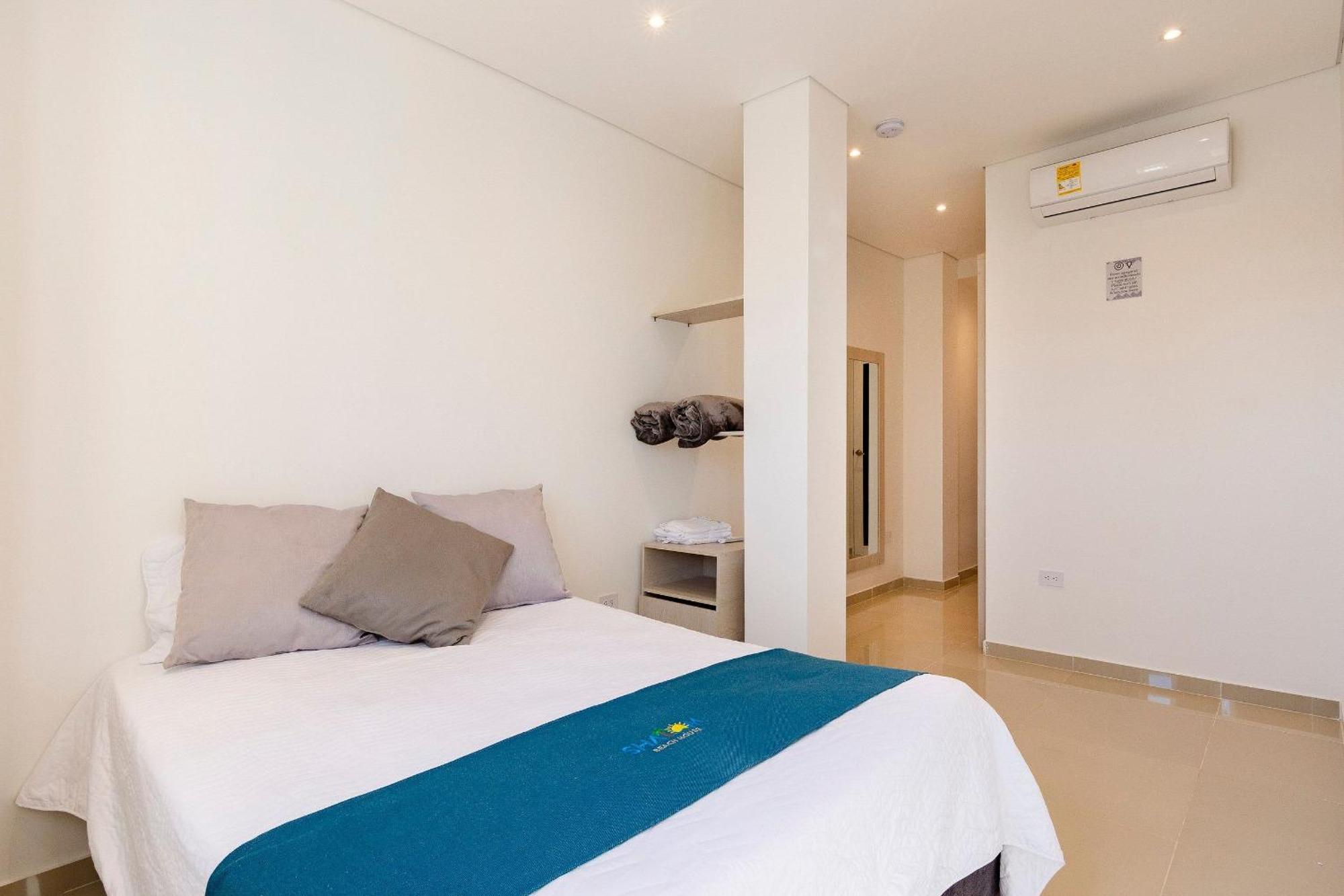 Amazing Beach House 13Br W/Pool & Staff Cartagena Exteriör bild